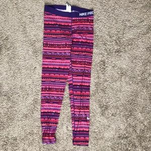 Patterned Nike Pro Dri-Fit leggings, large